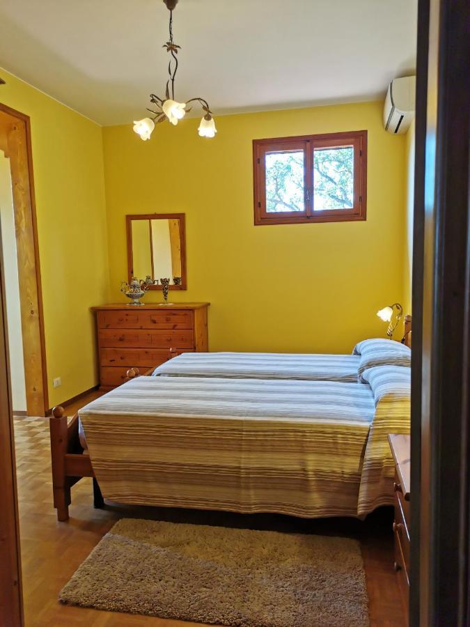 L'Albero Del Cioccolato Bed and Breakfast Pigna Eksteriør billede