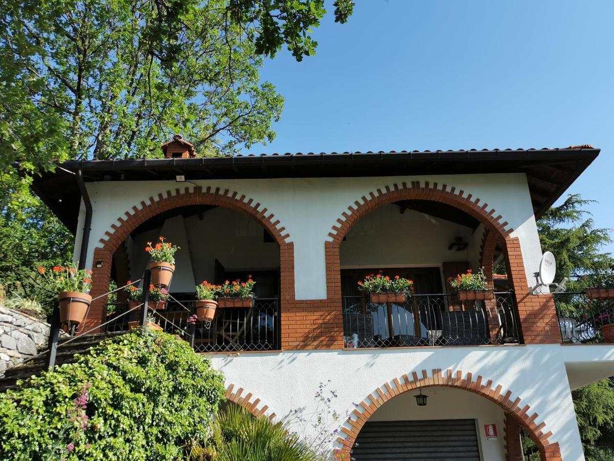 L'Albero Del Cioccolato Bed and Breakfast Pigna Eksteriør billede